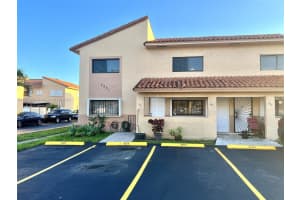 7932 W 29th Way #201, Hialeah, FL 33018, Sold 09/06/22