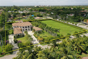 12201 SW 51st St, Miami, FL 33175, Sold 10/28/22