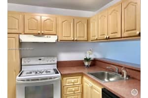 8006 SW 149th Ave APT D318, Miami, FL 33193, Sold 09/15/22