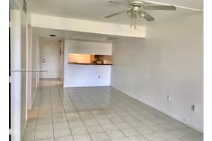 8006 SW 149th Ave APT D318, Miami, FL 33193, Sold 09/15/22