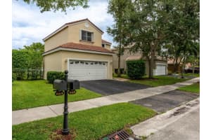 668 Stanton Dr, Weston, FL 33326, Sold 08/03/22