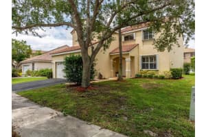 668 Stanton Dr, Weston, FL 33326, Sold 08/03/22