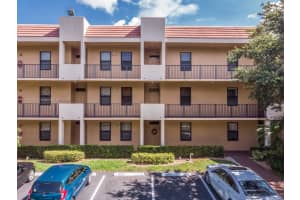 6715 Coral Lake Dr, Margate, FL 33063, Sold 10/26/22