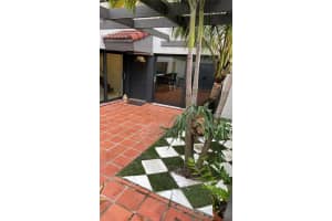 4718 SW 67th Ave APT B8, Miami, FL 33155, Sold 07/13/22