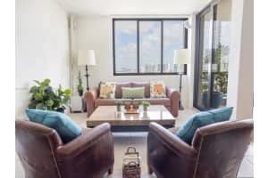 1581 Brickell Ave APT 1207, Miami, FL 33129, Sold 07/15/22