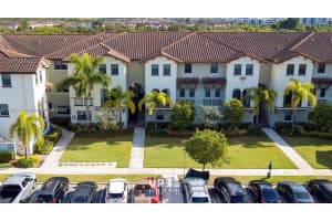 10620 NW 88th St, Doral, FL 33178, Sold 10/28/22