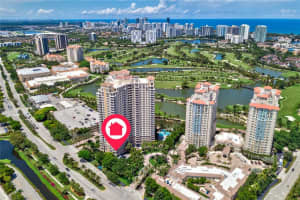 19501 W Country Club Dr APT 308, Aventura, FL 33180, Sold 07/29/22
