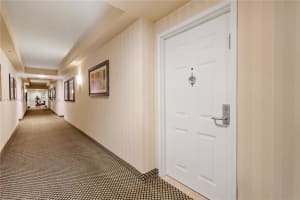 19501 W Country Club Dr APT 308, Aventura, FL 33180, Sold 07/29/22