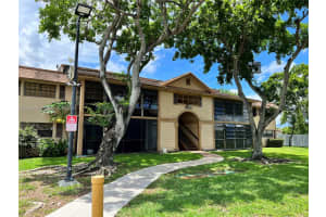 19055 NW 62nd Ave APT 111, Hialeah, FL 33015, Sold 07/18/22