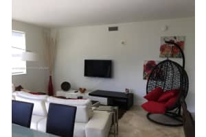 20000 E Country Club Dr APT 1101, Aventura, FL 33180, Sold 08/03/22