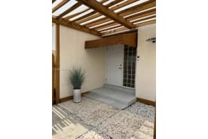 13133 SW 15th Ln, Miami, FL 33184, Sold 08/01/22
