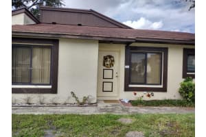 5256 Bosque Ln APT 14, West Palm Beach, FL 33415, Sold 09/20/22