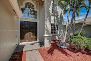 4017 W Gardenia Ave, Weston, FL 33332, Sold 07/27/22