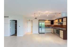 2155 Washington Ct, Miami Beach, FL 33139, Sold 12/20/22