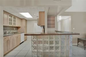 10742 N Kendall Dr APT L7, Miami, FL 33176, Sold 07/25/22