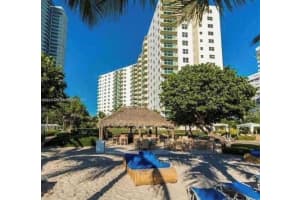 3001 S Ocean Dr APT 437, Hollywood, FL 33019, Sold 08/16/22