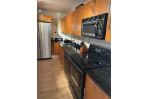 3001 S Ocean Dr APT 437, Hollywood, FL 33019, Sold 08/16/22
