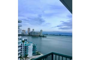 1408 Brickell Bay Dr APT 1413, Miami, FL 33131, Sold 07/18/22
