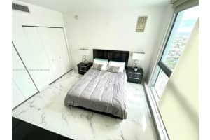92 SW 3rd St APT 3106, Miami, FL 33130, Sold 06/21/22