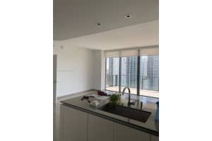 68 SE 6th St Apt 1901, Miami, FL 33131, Sold 07/29/22