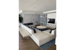 4250 Biscayne Blvd APT 802, Miami, FL 33137, Sold 08/03/22