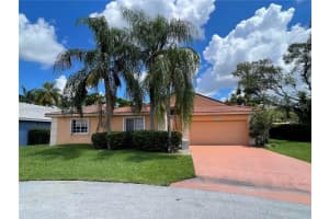 4511 NW 7th St, Deerfield Beach, FL 33442, Sold 12/15/22