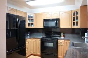 11297 SW 88th St m117, Miami, FL 33173, Sold 07/15/22