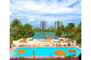 19900 E Country Club Dr APT 710, Aventura, FL 33180, Sold 07/18/22