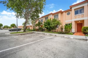 744 NW 208th Dr, Pembroke Pines, FL 33029, Sold 07/22/22