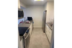 8005 SW 107th Ave APT 313, Miami, FL 33173, Sold 07/08/22