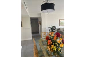 8005 SW 107th Ave APT 313, Miami, FL 33173, Sold 07/08/22