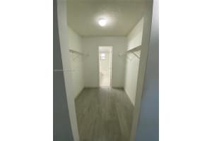 9375 Fontainebleau Blvd APT L105, Miami, FL 33172, Sold 07/08/22