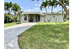 7208 NW 64th St, Tamarac, FL 33321, Sold 07/25/22