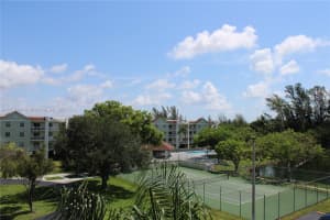8240 SW 210th St APT 303, Cutler Bay, FL 33189, Sold 08/04/22