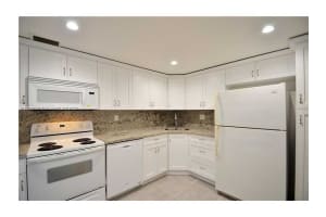 210 Seaview Dr APT 608, Key Biscayne, FL 33149, Sold 08/29/22