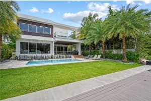 867 NE 76th St, Miami, FL 33138, Sold 10/25/22