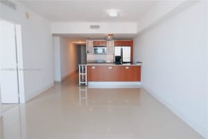 185 SW 7th St APT 3703, Miami, FL 33130, Sold 07/08/22