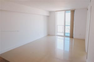185 SW 7th St APT 3703, Miami, FL 33130, Sold 07/08/22