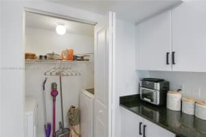 600 S Dixie Hwy APT 819, West Palm Beach, FL 33401, Sold 07/20/22