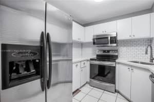 7829 SW 102nd Ln, Miami, FL 33156, Sold 06/30/22