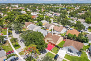 1560 SW 85th Ave, Pembroke Pines, FL 33025, Sold 07/22/22