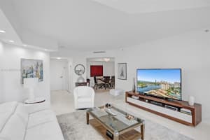 20191 E Country Club Dr APT 1810, Aventura, FL 33180, Sold 10/28/22