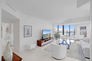 20191 E Country Club Dr APT 1810, Aventura, FL 33180, Sold 10/28/22