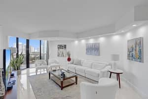 20191 E Country Club Dr APT 1810, Aventura, FL 33180, Sold 10/28/22