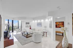 20191 E Country Club Dr APT 1810, Aventura, FL 33180, Sold 10/28/22