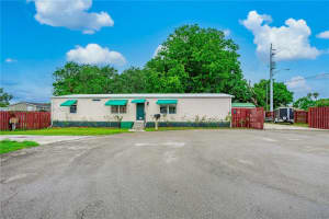 760 SW 135th Way, Davie, FL 33325, Sold 07/15/22