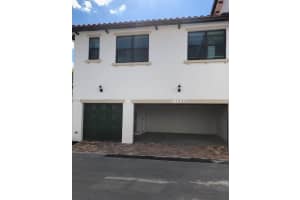 11659 SW 13th Ct, Pembroke Pines, FL 33025, Sold 08/23/22