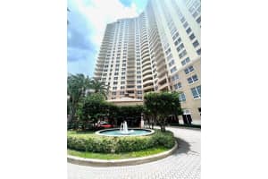 19501 W Country Club Dr APT 1808, Aventura, FL 33180, Sold 07/11/22