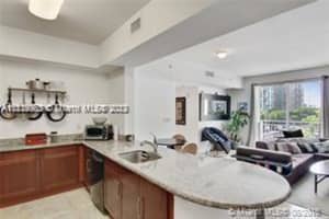 7285 SW 90th St UNIT D213, Miami, FL 33156, Sold 08/01/22