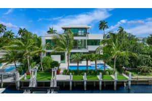 1736 SE 14th St, Fort Lauderdale, FL 33316, Sold 07/12/22